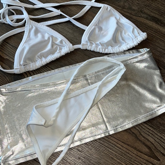 White bikini silver skirt thong set stripper metallic stretchy one size dancer - Picture 2 of 3